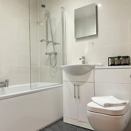 The Courtyard, 4 - Bed, Sleeps 6, Pets Welcome 4* Ulverston