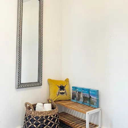 The Courtyard, 4 - Bed, Sleeps 6, Pets Welcome Lägenhetshotell 4*