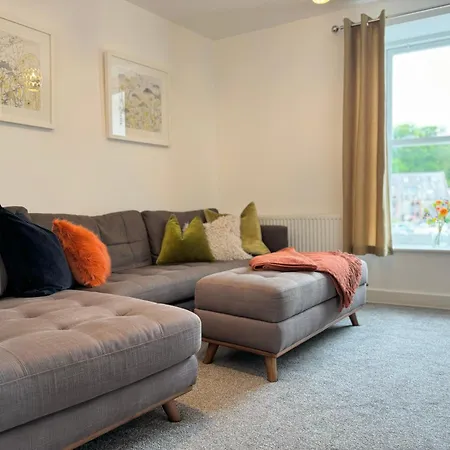 아파트호텔 The Courtyard, 4 - Bed, Sleeps 6, Pets Welcome 4*