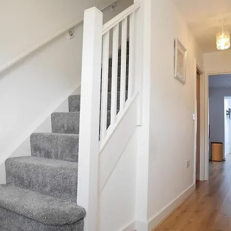 아파트호텔 The Courtyard, 4 - Bed, Sleeps 6, Pets Welcome 4*